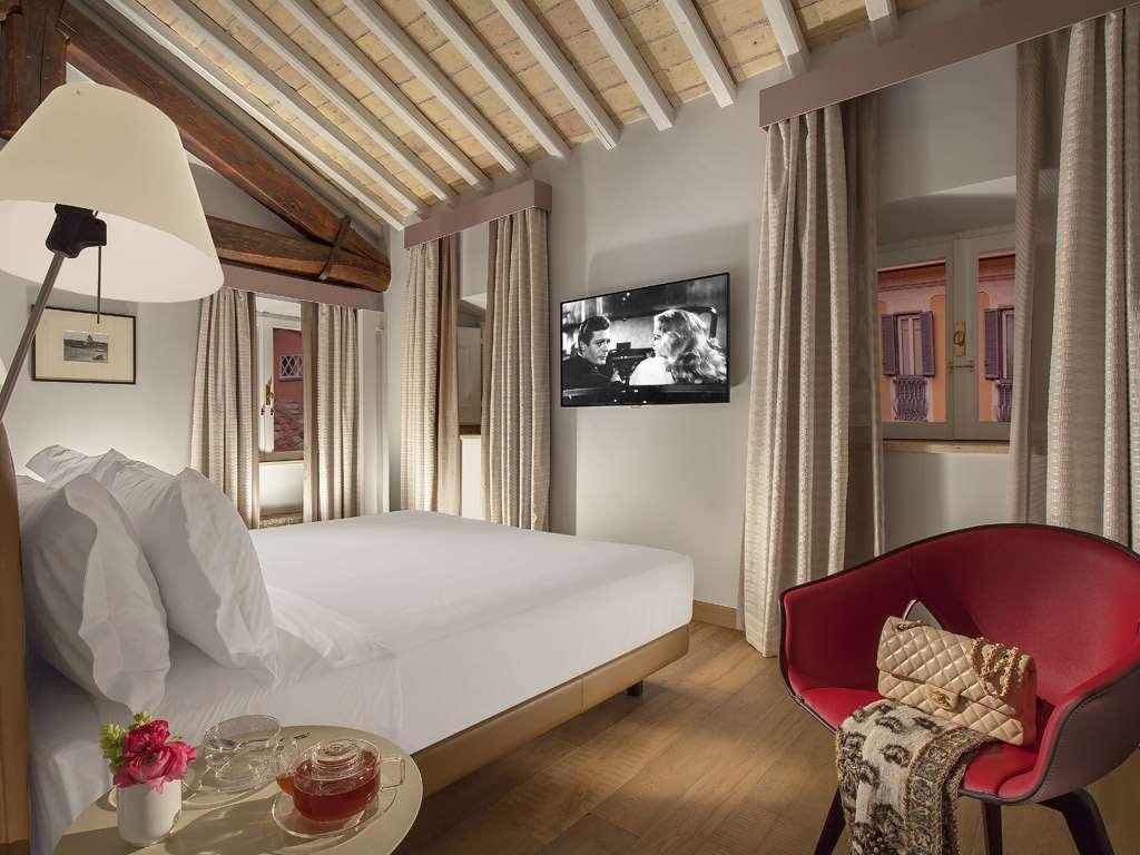 Palazzo Scanderbeg Рим Номер фото